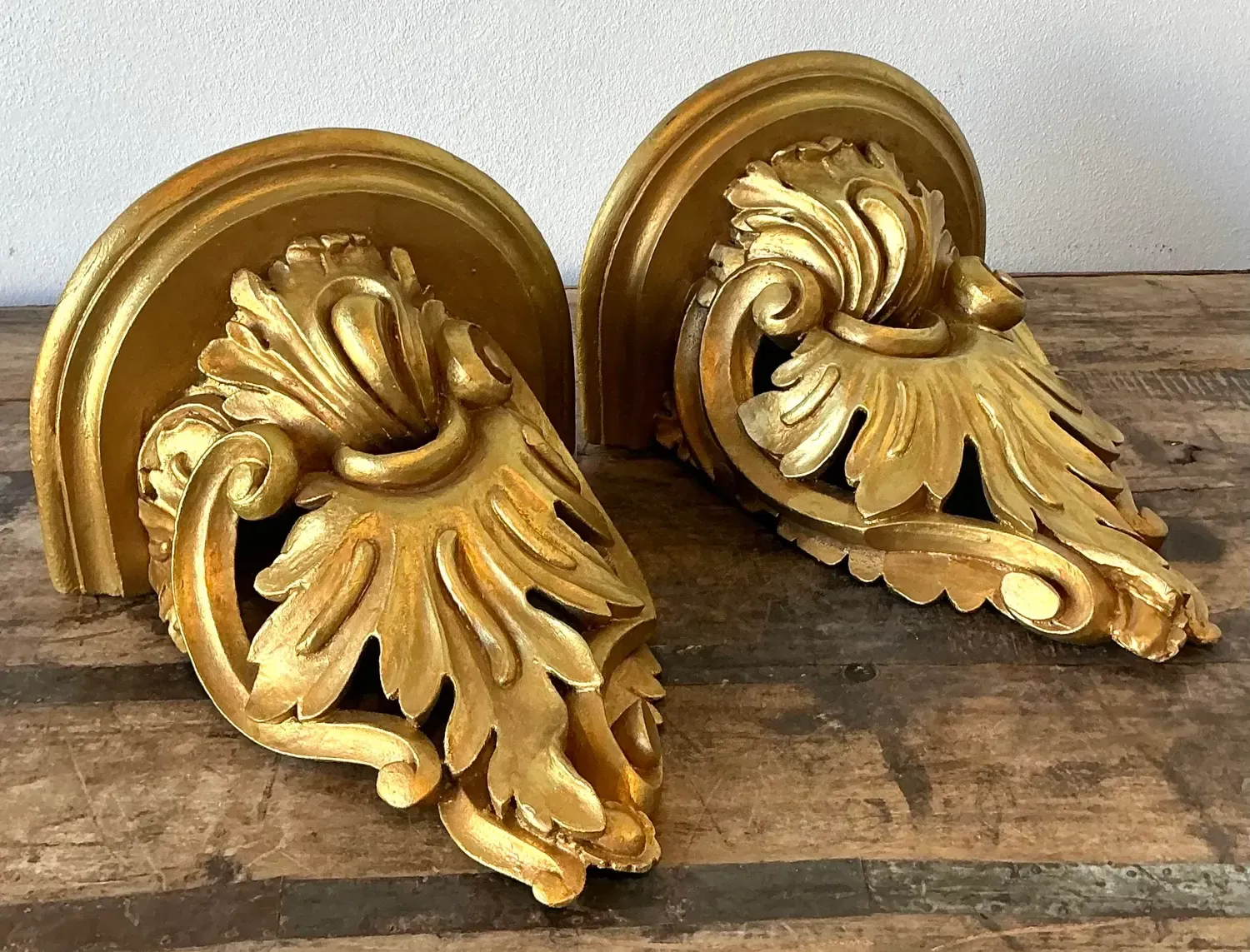 Vintage Rococo Gilt Tipped Brackets - A Pair — additional photo 7