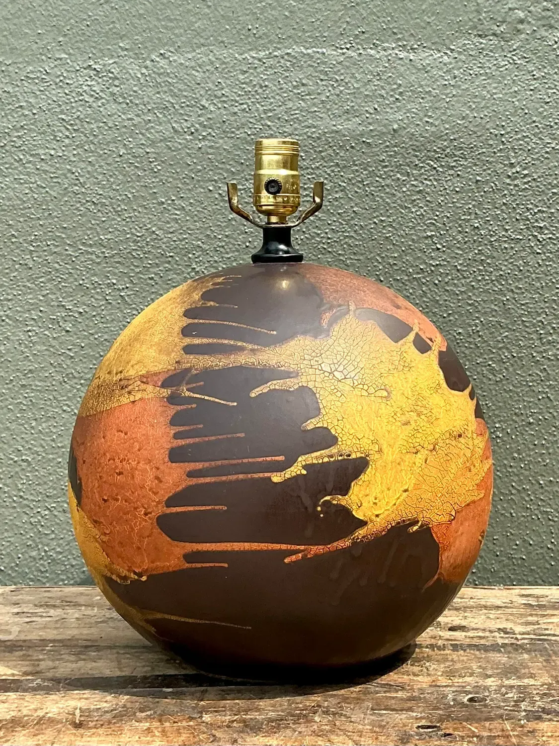 Vintage Royal Haeger “Earth Wrap” Glazed Ceramic Lamp — additional photo 2