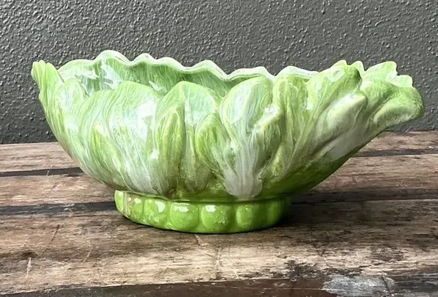 Vintage Royal Haeger Glazed Ceramic Leaf Bowl — additional photo 2