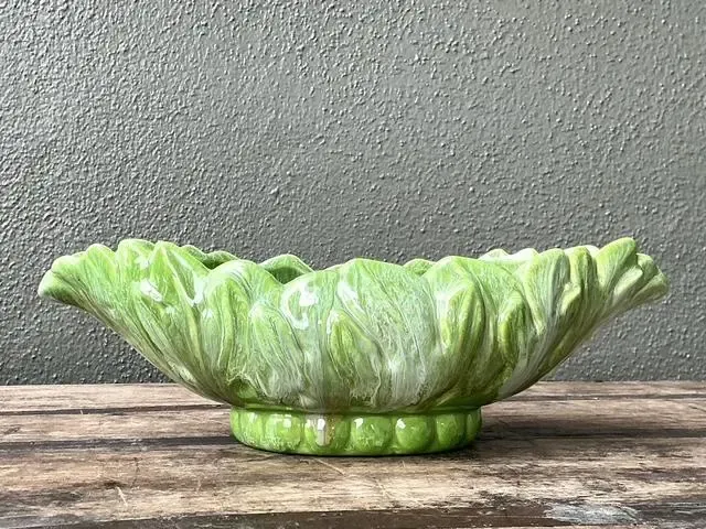 Vintage Royal Haeger Glazed Ceramic Leaf Bowl — additional photo 4