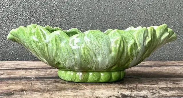 Vintage Royal Haeger Glazed Ceramic Leaf Bowl — additional photo 6
