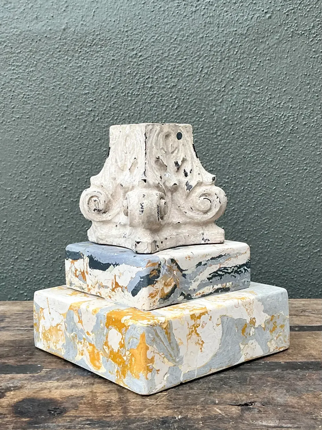 Vintage Scagliola Artisan Plaster Totem — additional photo 2