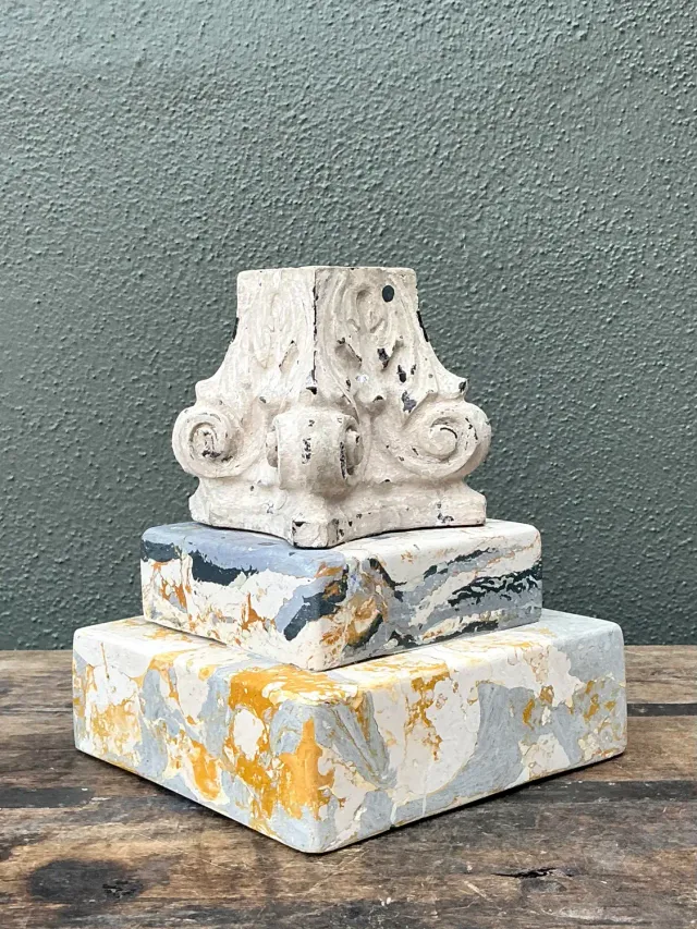 Vintage Scagliola Artisan Plaster Totem — additional photo 2