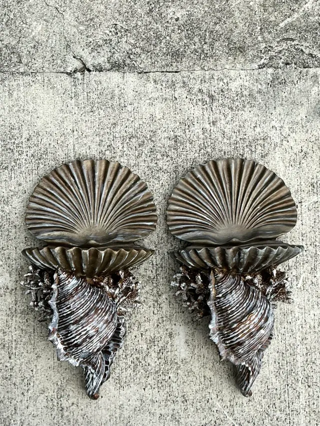 Vintage Silvered Clam Shell Brackets - A Pair — additional photo 7