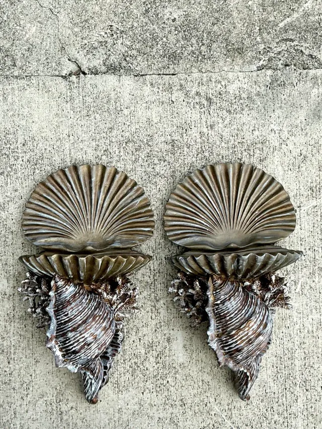 Vintage Silvered Clam Shell Brackets - A Pair — additional photo 8