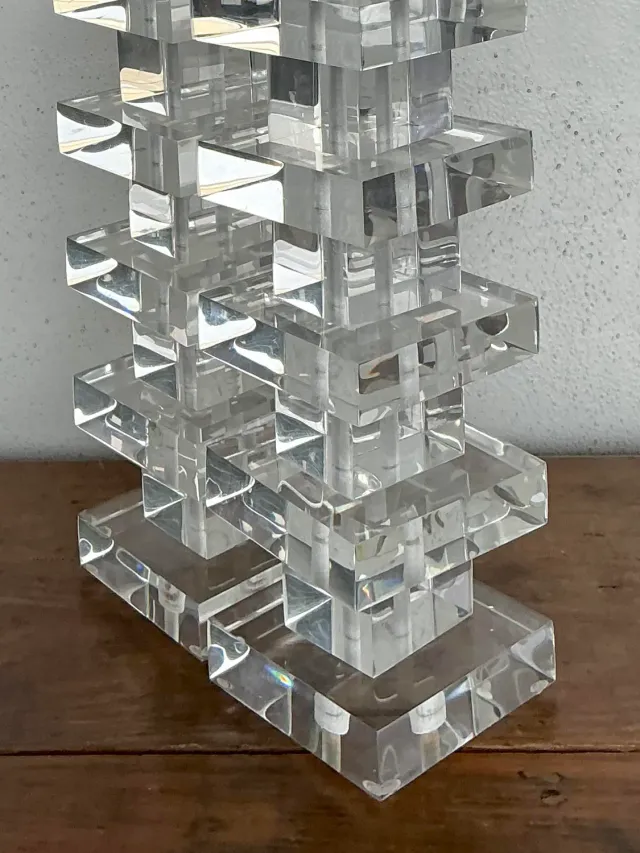 Vintage Stacked Lucite Blocks Lamps - A Pair — additional photo 4