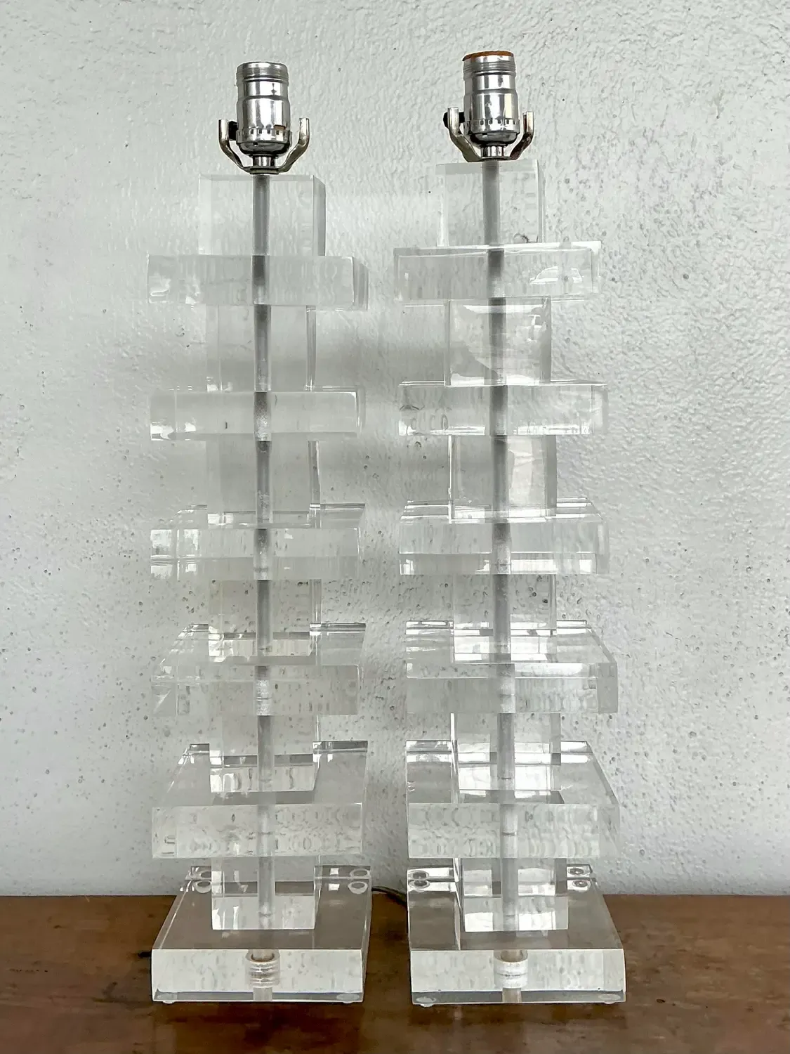 Vintage Stacked Lucite Blocks Lamps - A Pair — additional photo 4