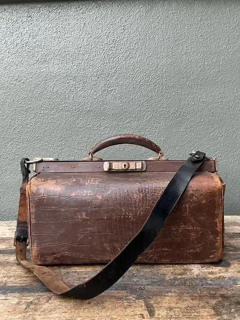 Vintage Stamped Croco Doctors Bag — additional photo 2