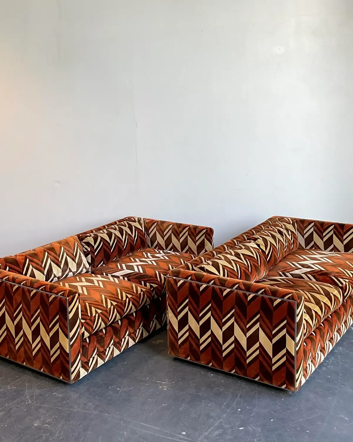 Vintage Thayer Coggin Chevron Velvet Sofa — additional photo 6
