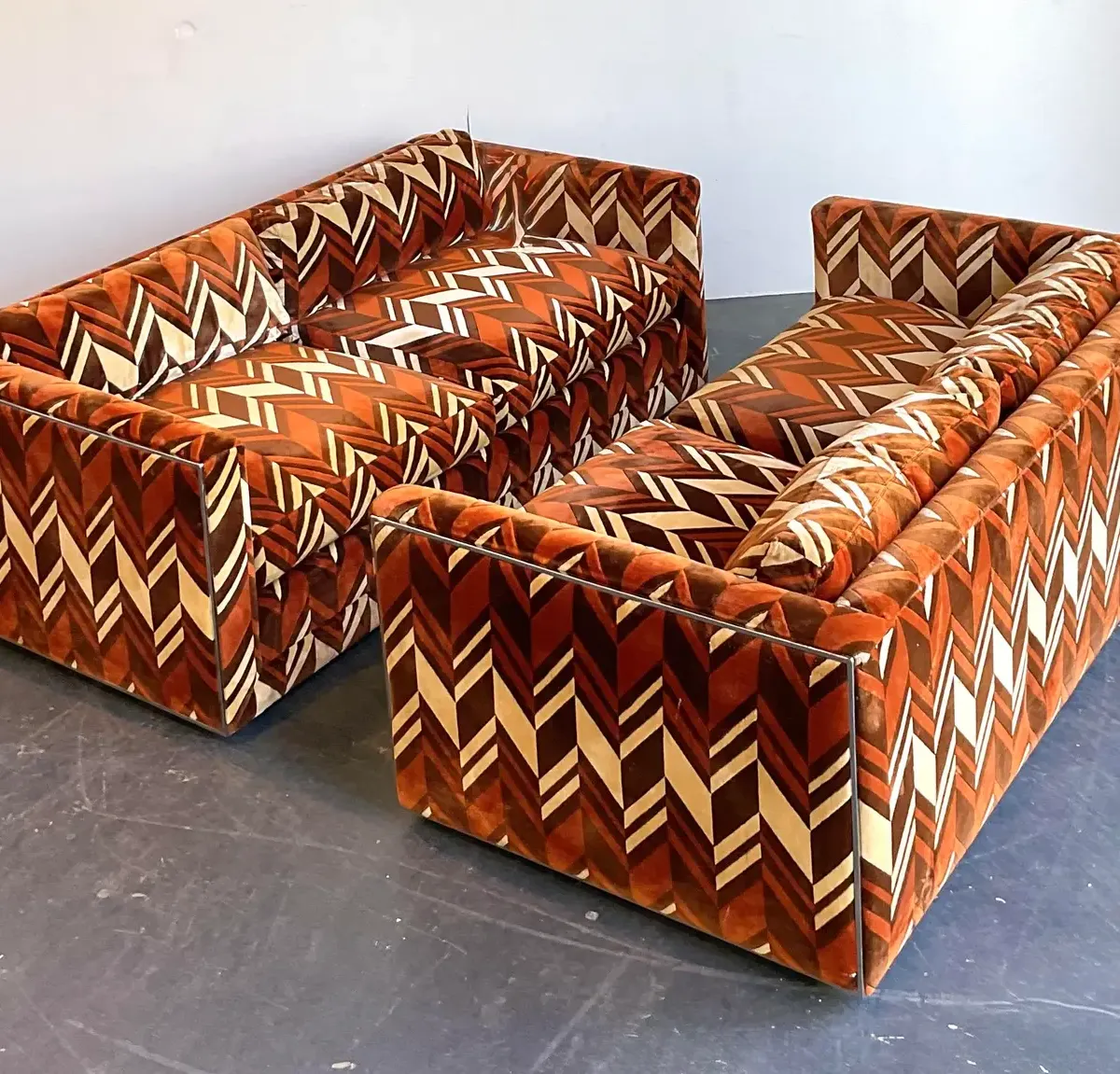 Vintage Thayer Coggin Chevron Velvet Sofa — additional photo 7