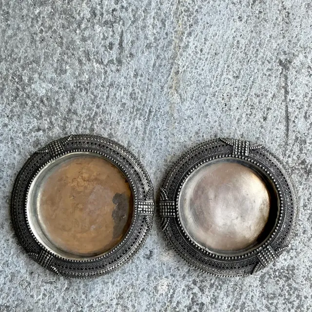 Vintage Tibetan Metal Catch All Trays - Set of Two — additional photo 4