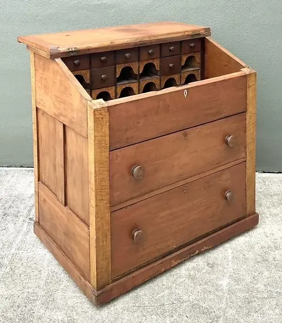 Vintage Tiger Maple Butlers Desk — additional photo 2