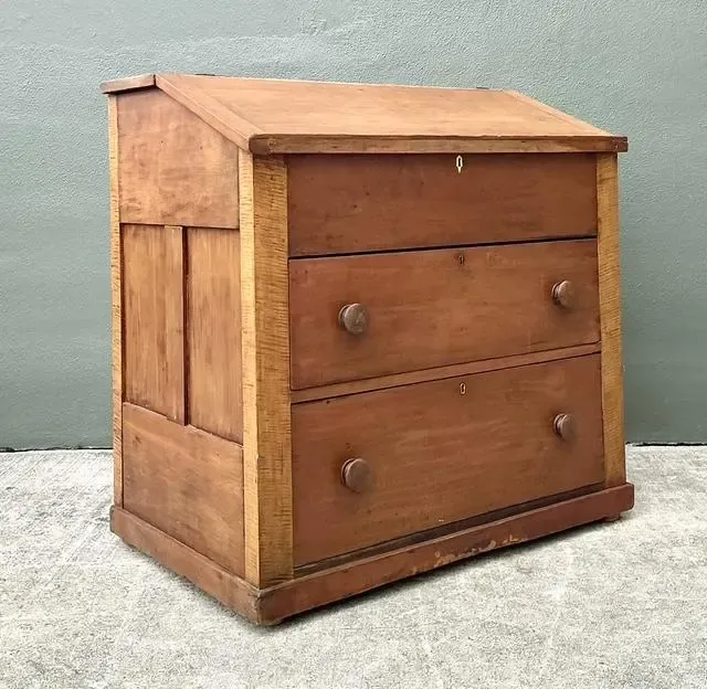 Vintage Tiger Maple Butlers Desk — additional photo 3