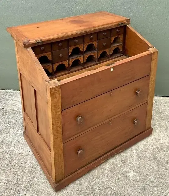 Vintage Tiger Maple Butlers Desk — additional photo 7
