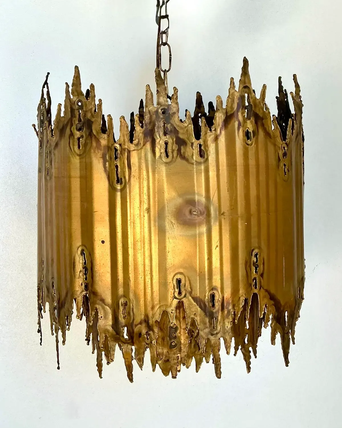 Vintage Tom Greene Brutalist Torch Cut Brass Chandelier — additional photo 6