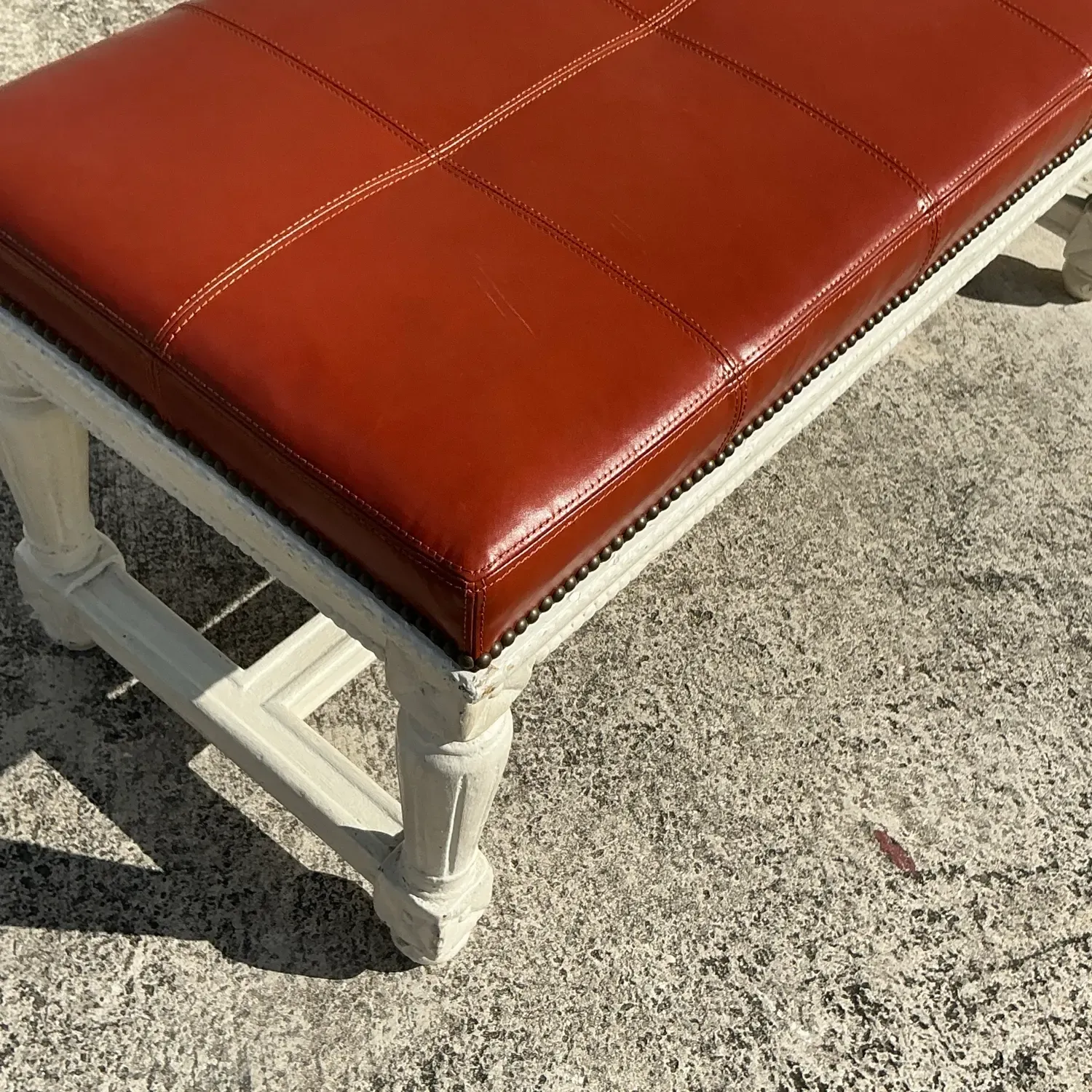 Vintage Traditional 19th Century Leather Bench — additional photo 5