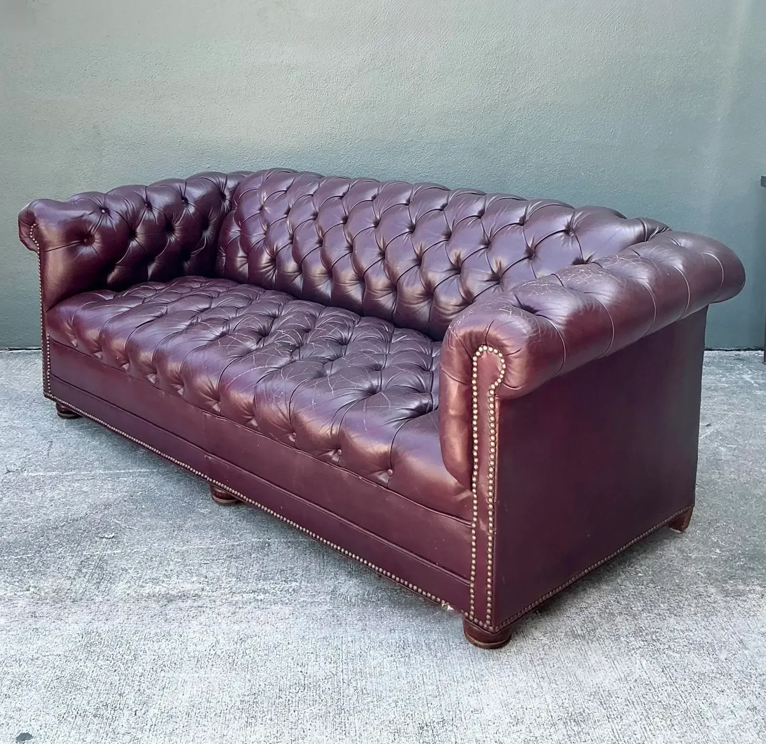 Vintage Tufted Leather Chesterfield Sofa — additional photo 4