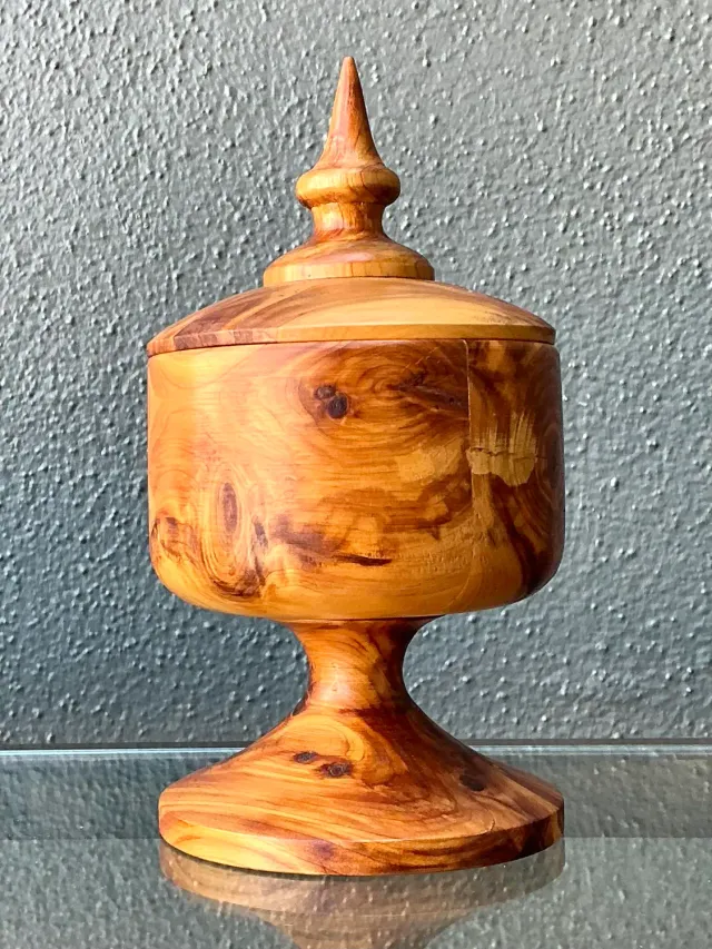 Vintage Turned Wood Lidded Box — additional photo 5