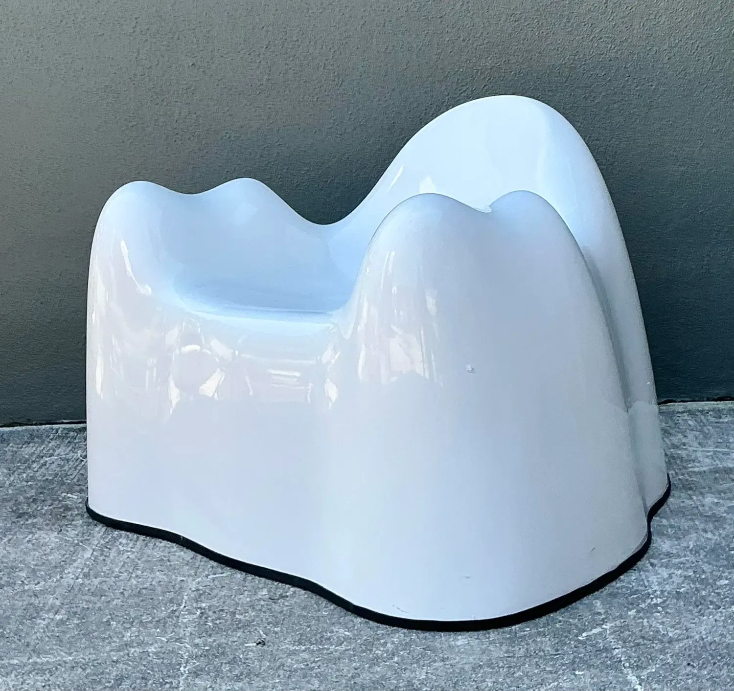 Vintage Wendell Castle Fiberglass “Molar” Chair — additional photo 6