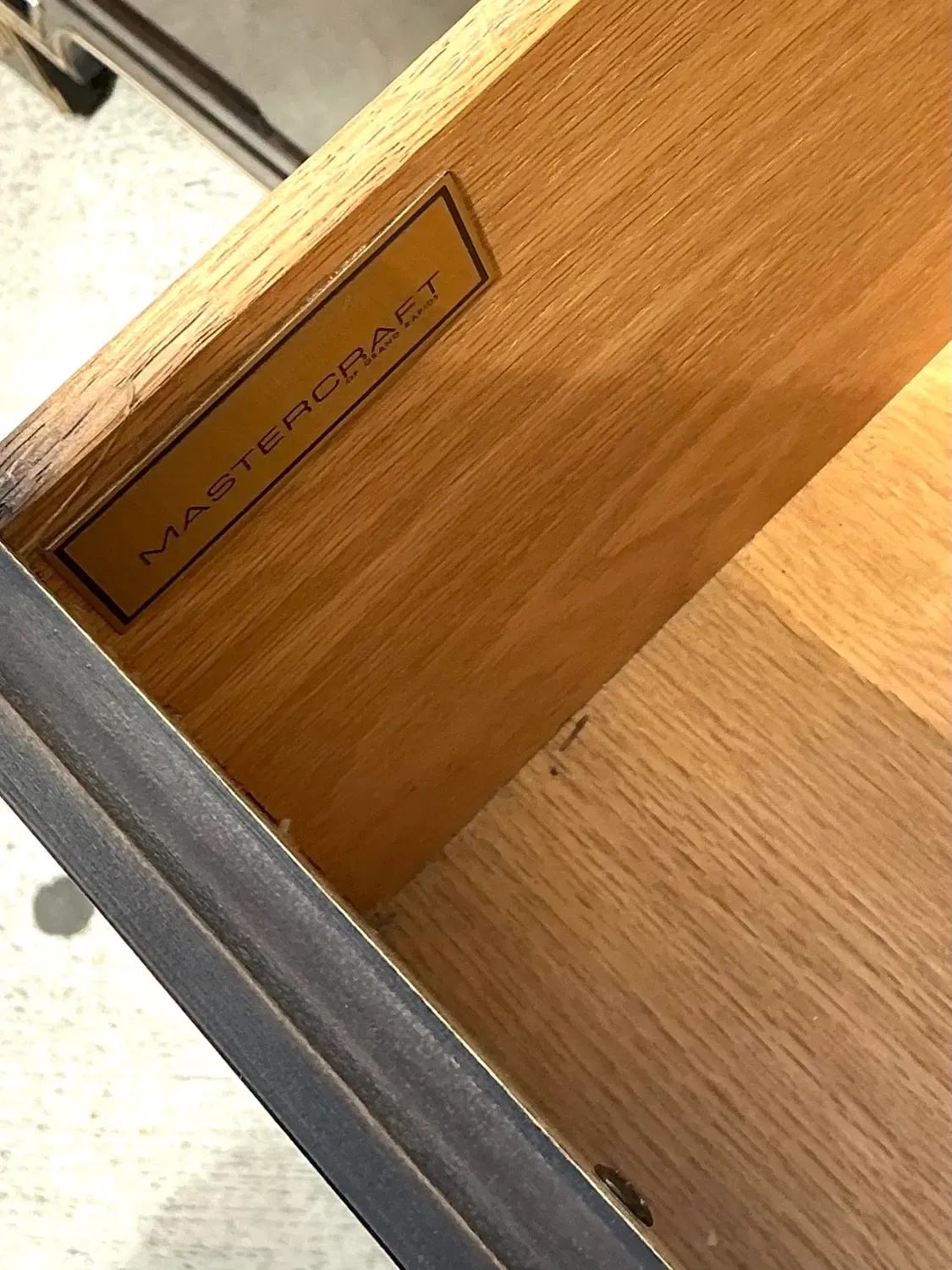 Vintage William Doezema for Mastercraft Burl Wood Medallion Credenza — additional photo 8