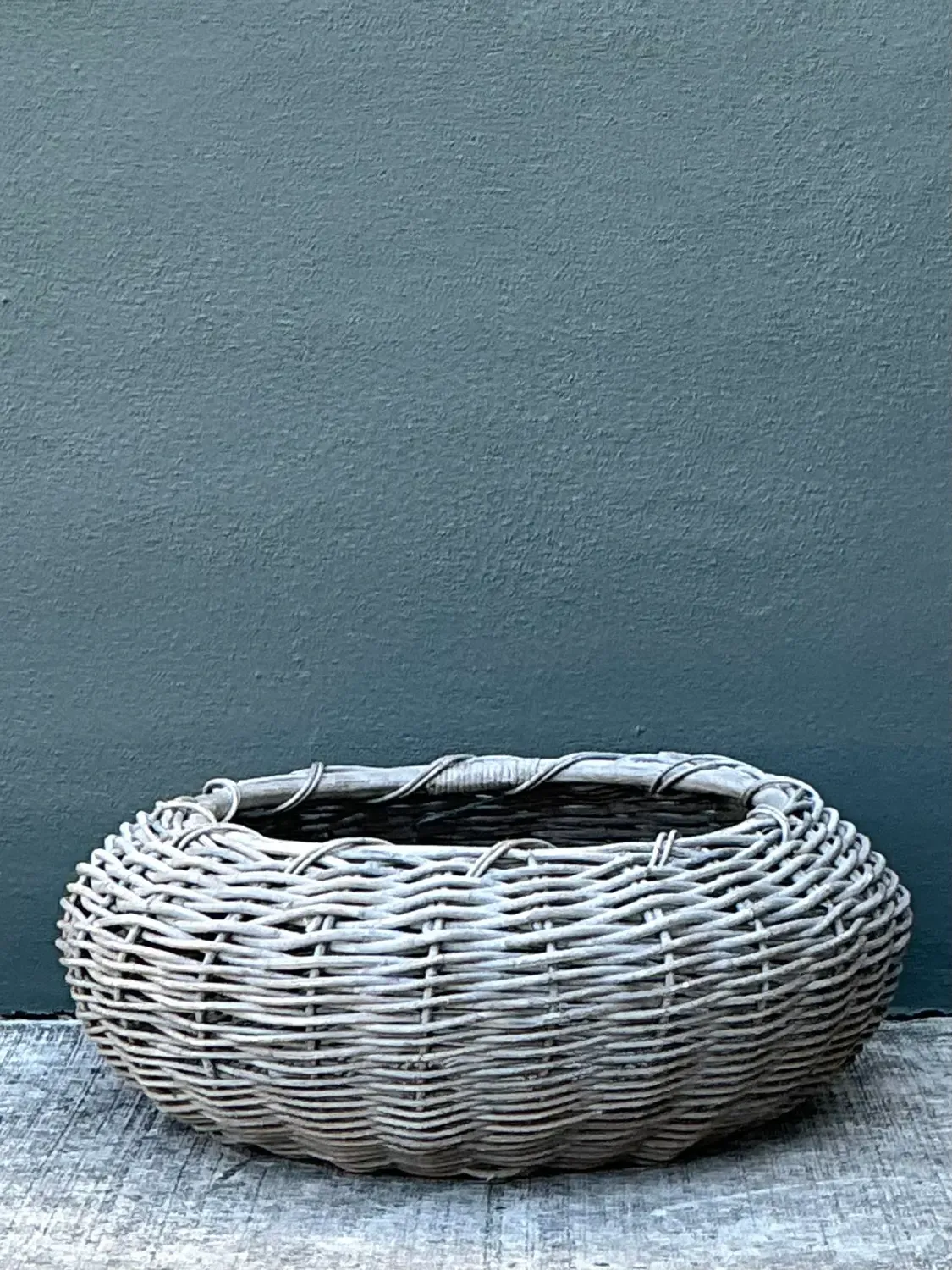 Vintage Woven Rattan Centerpiece Basket — additional photo 3