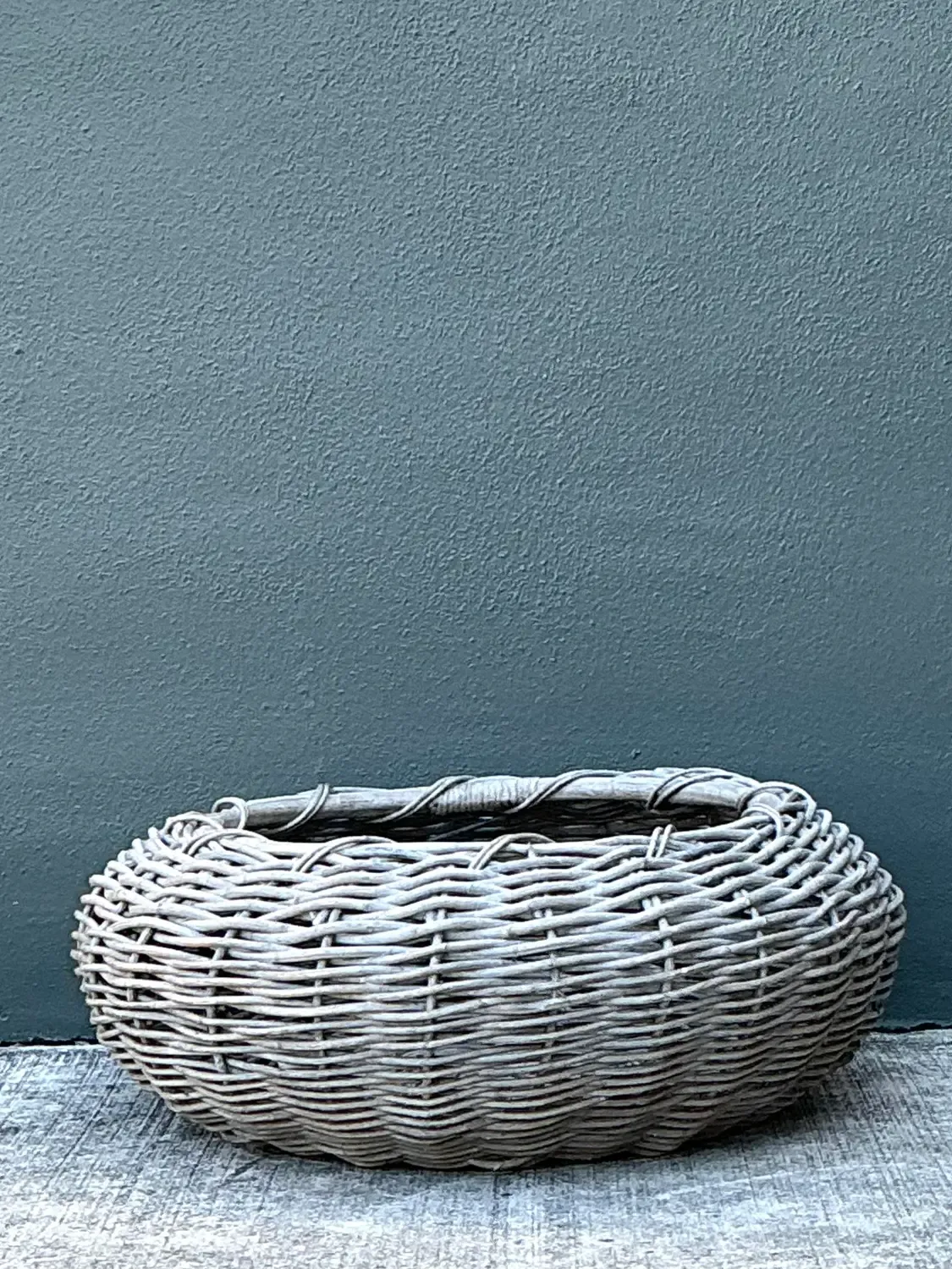 Vintage Woven Rattan Centerpiece Basket — additional photo 4