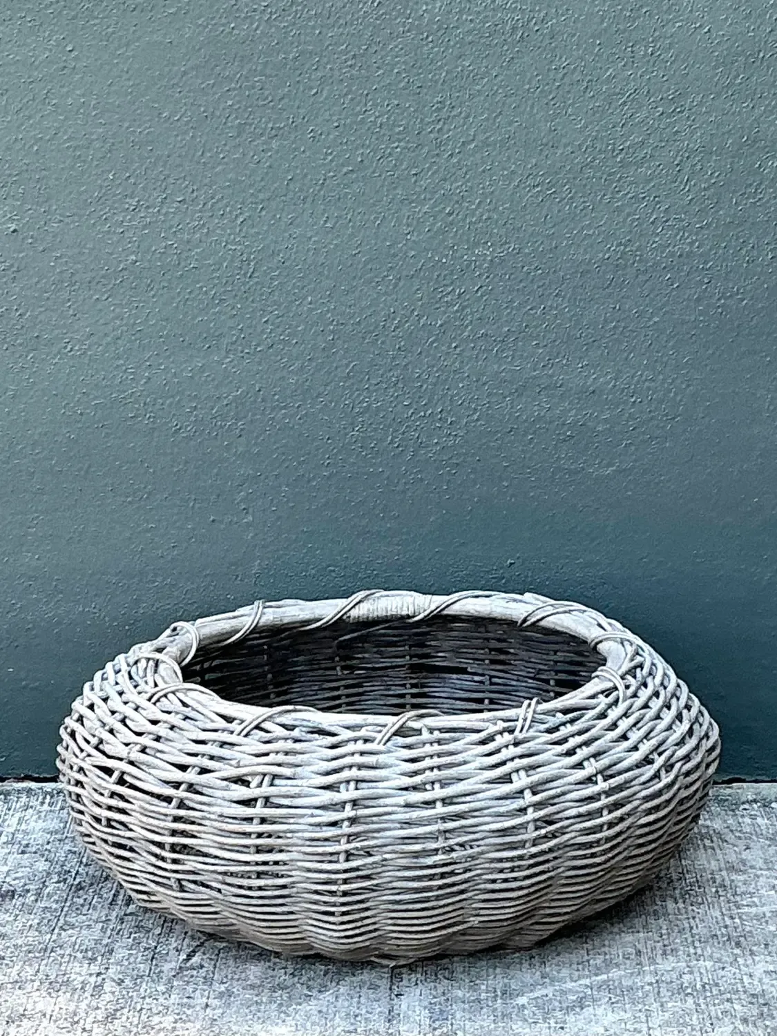 Vintage Woven Rattan Centerpiece Basket — additional photo 8