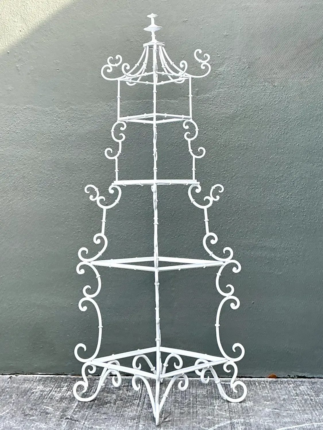 Vintage Wrought Iron Pagoda Etagere — additional photo 5